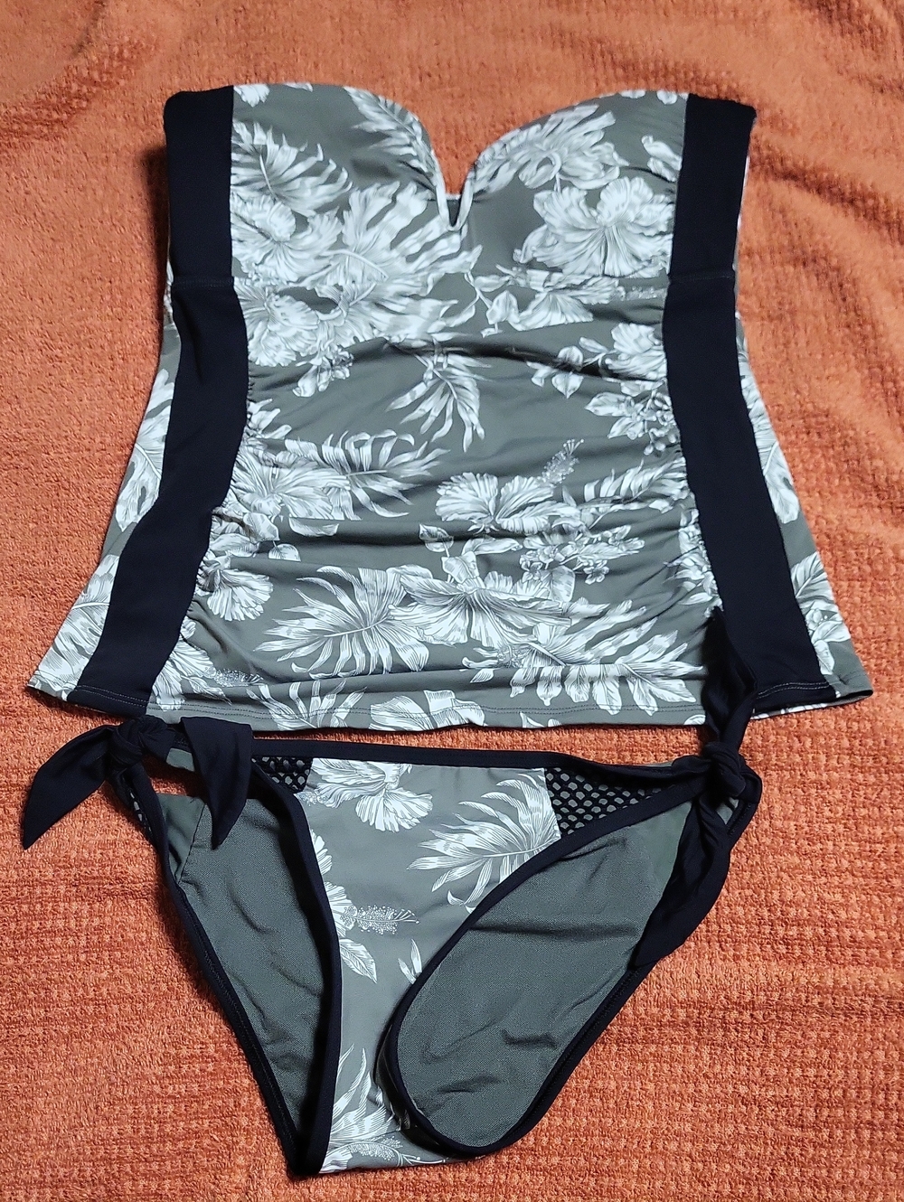 Women’s Floral Tankini Set - Olive Green and Black